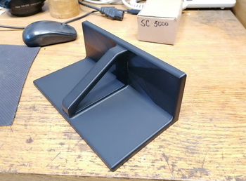 Подбивка бумаги для гильотинного резака