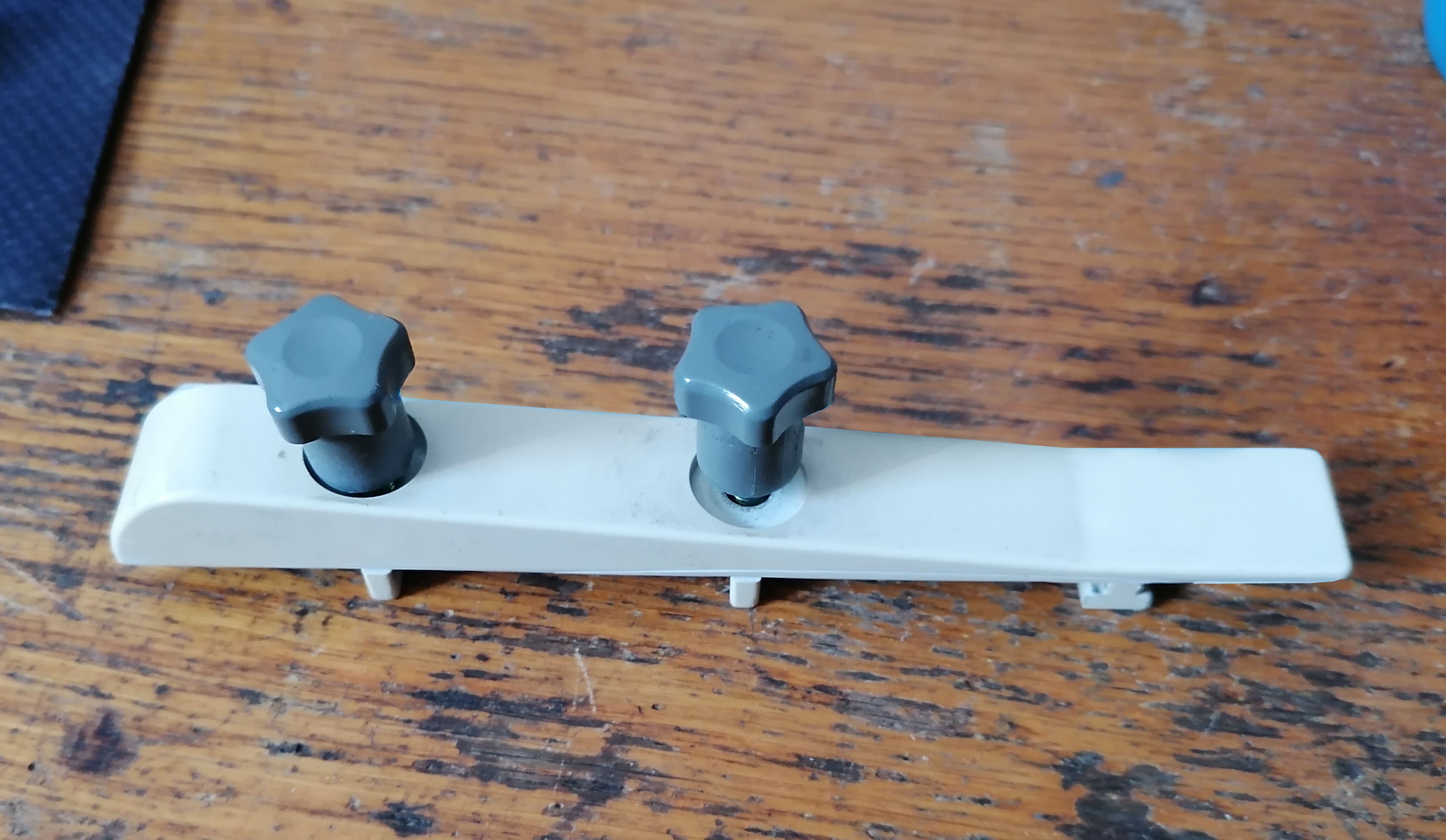 Направляющая рулонного ламинатора GMP